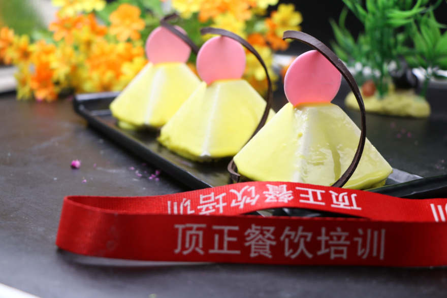 天津镜面蛋糕培训